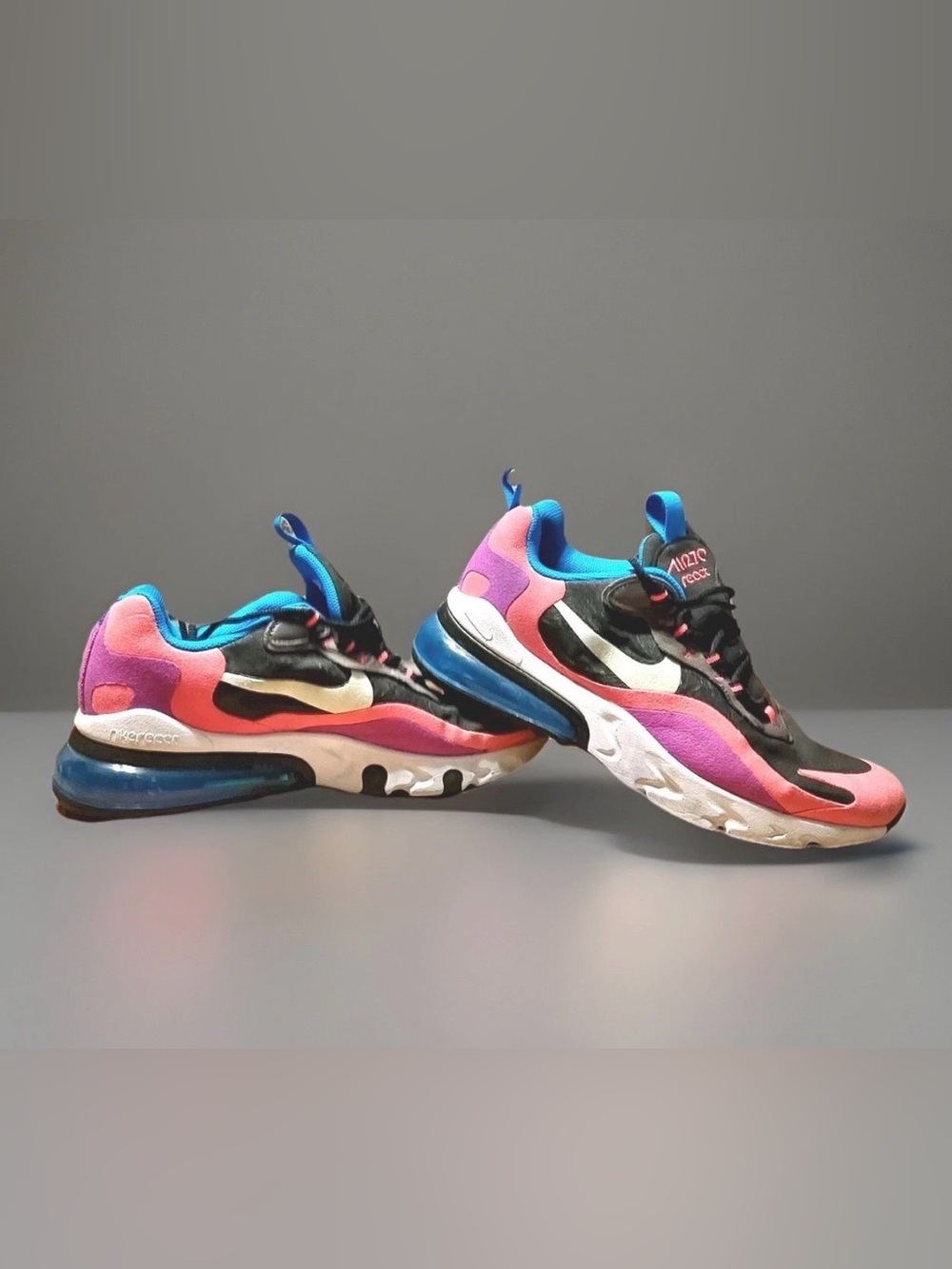 Nike Air Max 270 React 7Y Athletic Running Sneakers Black Teal pink 8.5 women